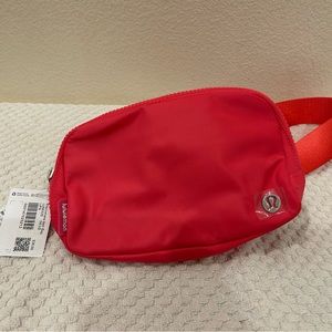 Lululemon athletica Everywhere Belt Bag 1L